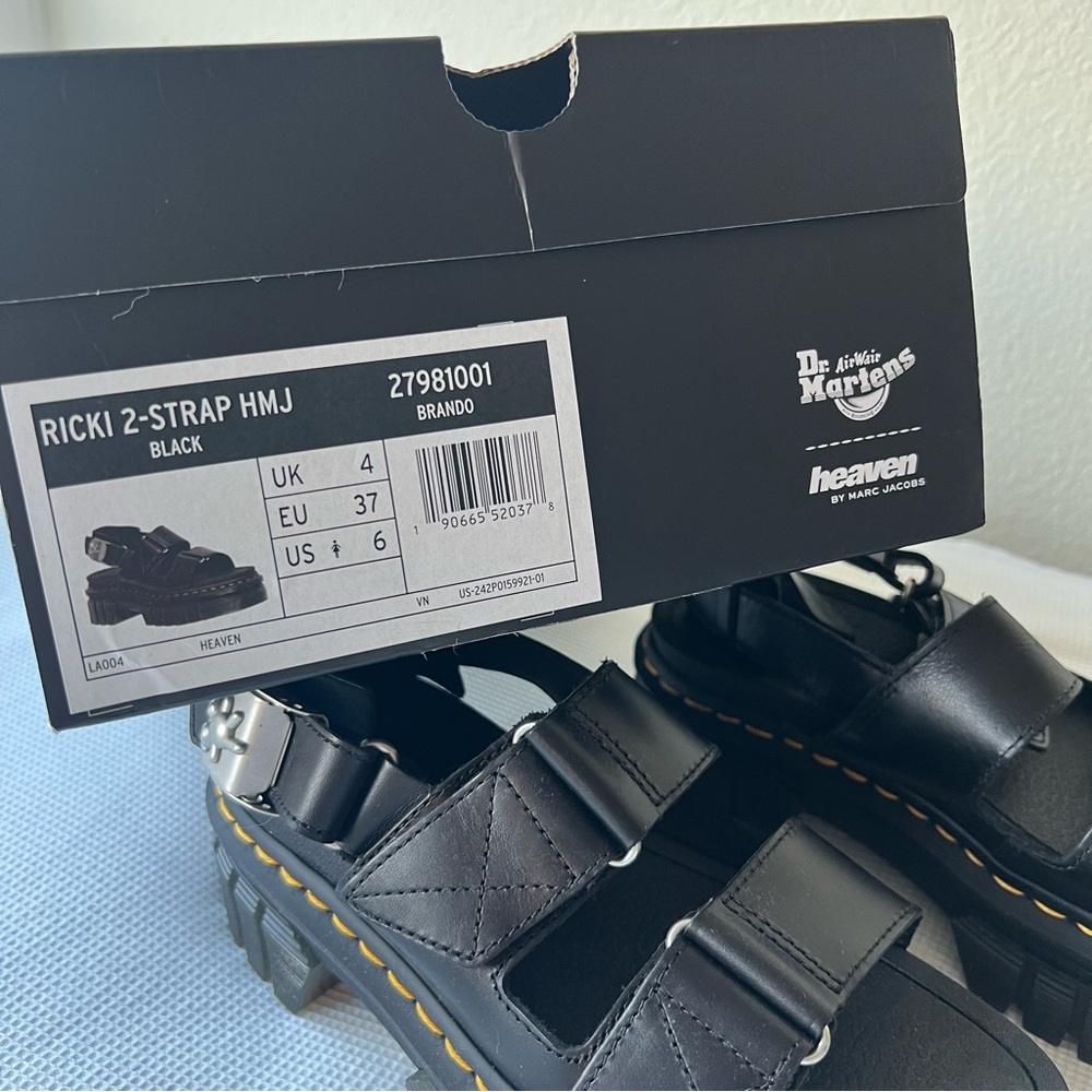 DR. MARTENS X HEAVEN BY MARC JACOBS RICKI 2-STRAP HMJ SANDAL - Picture 2 of 16